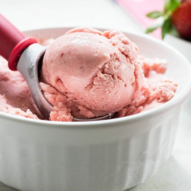 Easy & Healthy Strawberry Ice Cream Recipe