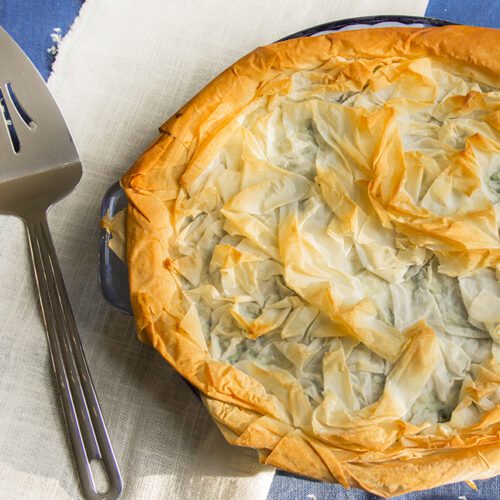 The Most Delicious & Easy Slow Cooker Chicken Pot Pie