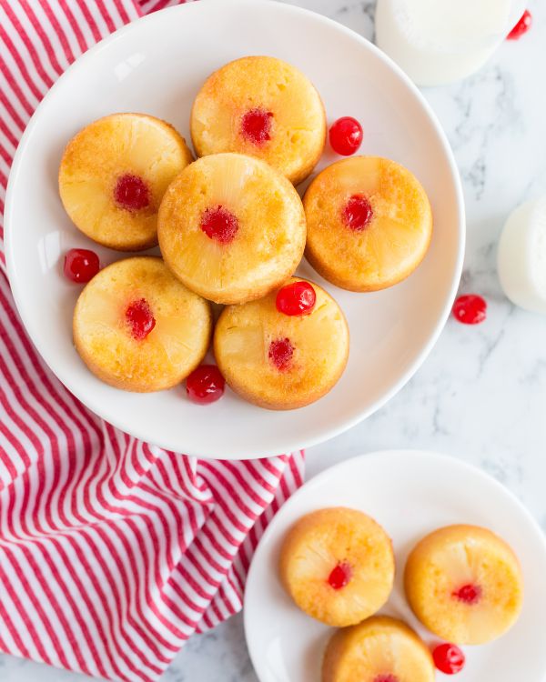 easy mini pineapple upside down cakes