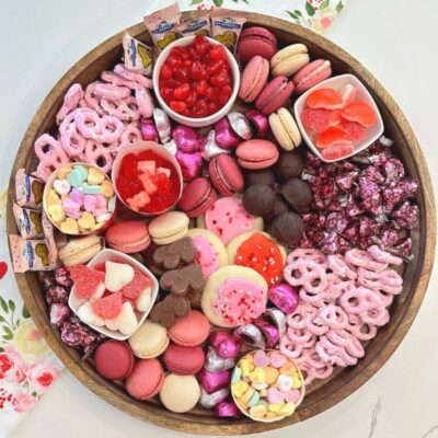 valentine day charcuterie snack board