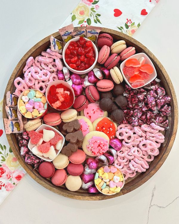 valentine day charcuterie snack board