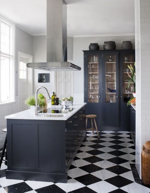 White and Grey Checkered Harlequin Tile