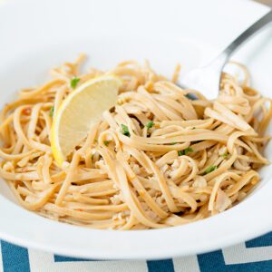 Easy Linguine with Clam Sauce