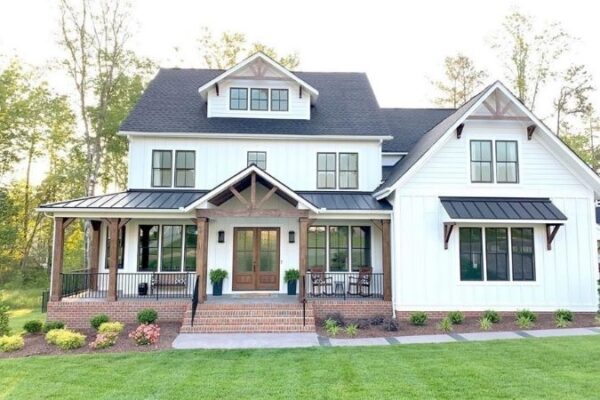 Exciting News Plus 12 Beautiful White Modern Farmhouse Exteriors