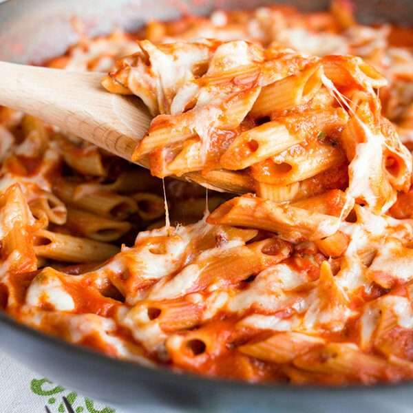 Light And Easy Creamy Tomato Pasta Bake For Dinner Tonight!