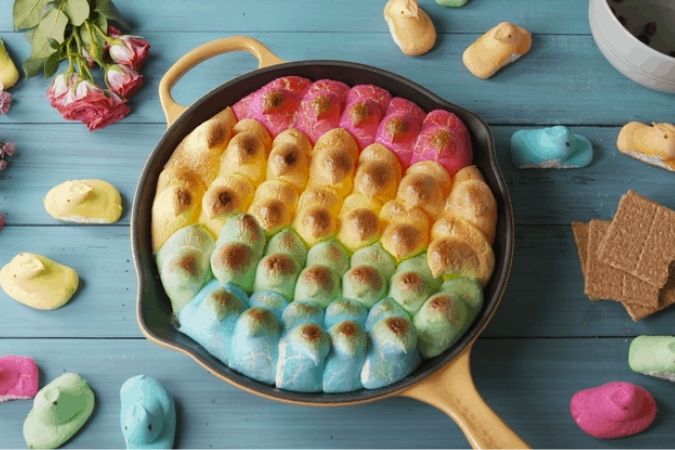 The 12 Cutest Easter Desserts: Smores Peeps