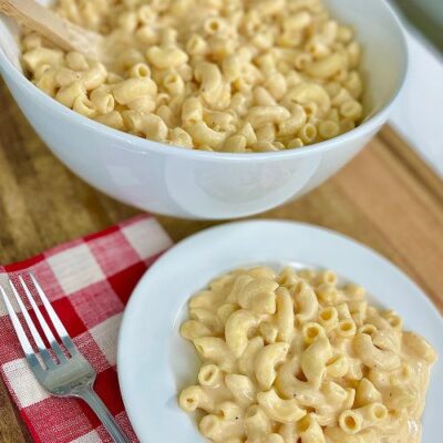 Best Slow Cooker Mac and Cheese