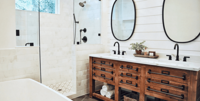 Get the Farmhouse Look: 7 Bathroom Tips