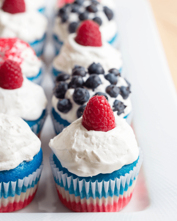 red white and blue cupcakes