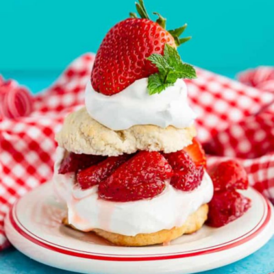10 Delicious & Easy Mother’s Day Desserts to Sweeten Her Day