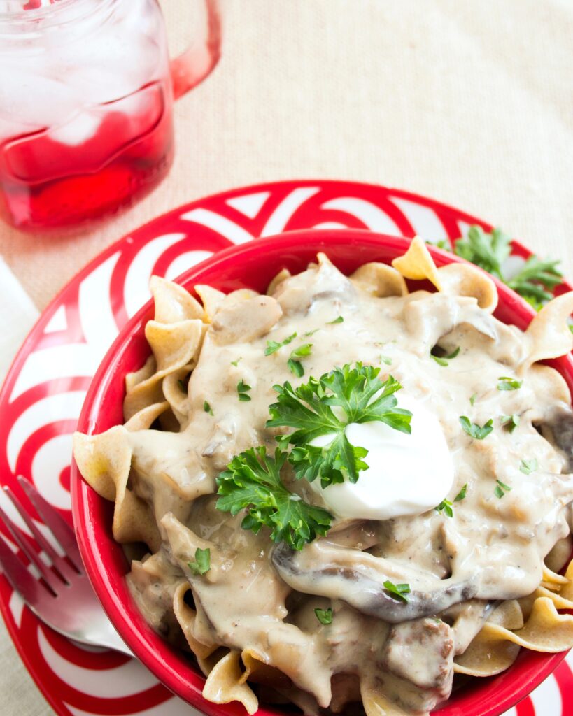easy slow cooker beef stroganoff recipe