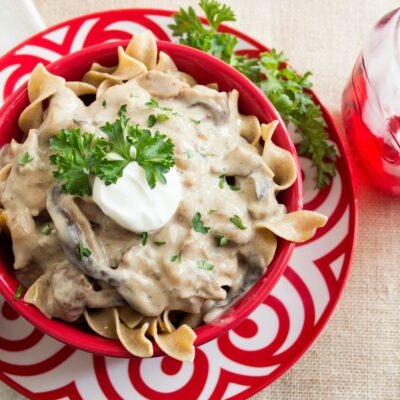 easy slow cooker beef stroganoff recipe